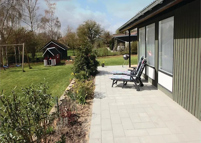 Semesterbostad 3 Bedroom In *
